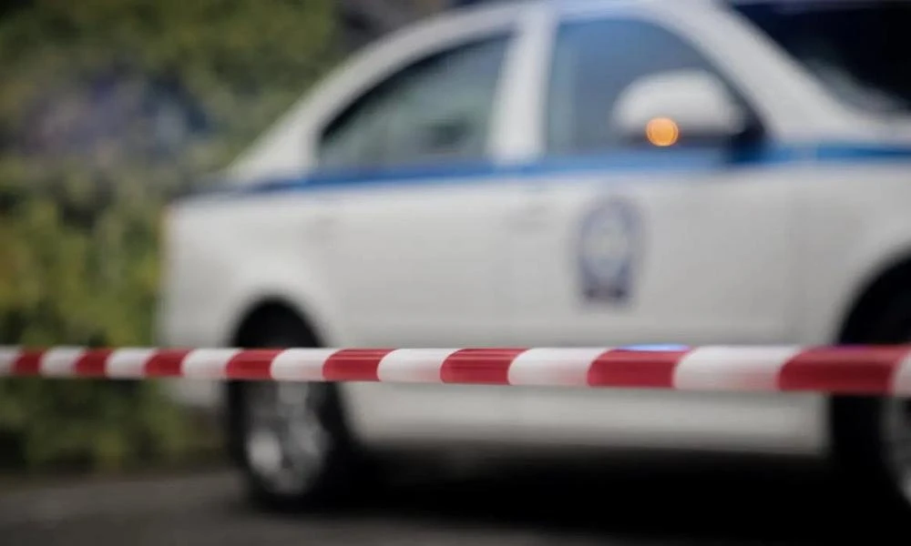 Σφοδρό τροχαίο στη Λαμία: Καραμπόλα αυτοκίνητων στο κέντρο της πόλης